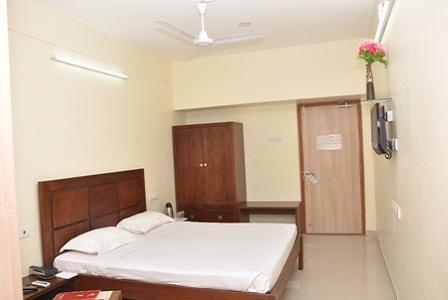 Hotel Rithanns Karumathampatti Karumattampatti Exterior foto