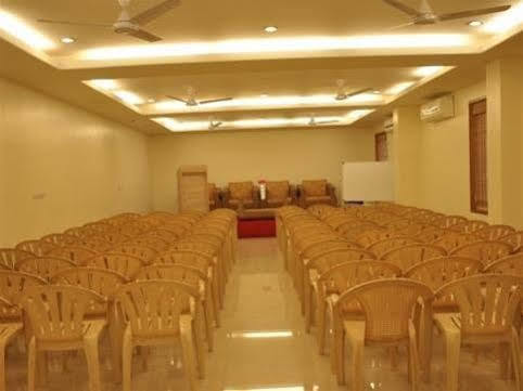 Hotel Rithanns Karumathampatti Karumattampatti Exterior foto